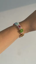 Cargar y reproducir el video en el visor de la galería, Flower Bracelet
