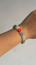 Cargar imagen en el visor de la galería, Flower Bracelet

